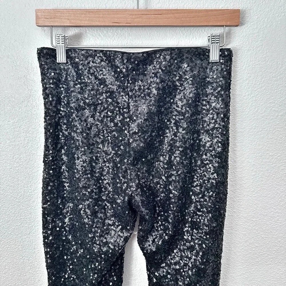 H&M | Black Legging Ponte Pants Sequin Sequined Pants Size + Ankle Zip | Size 6 - Picture 5 of 8